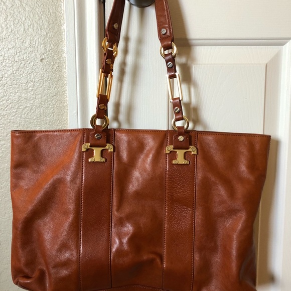 Tory Burch Handbags - Tory Burch Nico East-West Tote